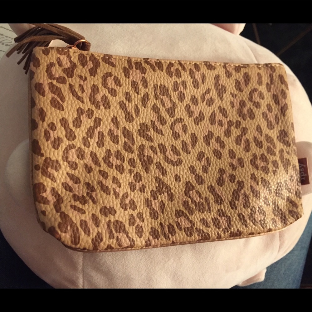 Make up items :)❤️!